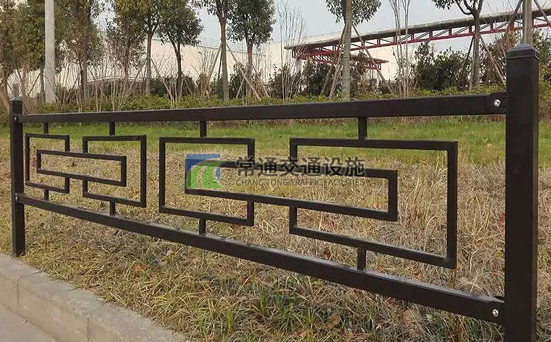 鍍鋅鋼方管鏤空古典造型道路護欄